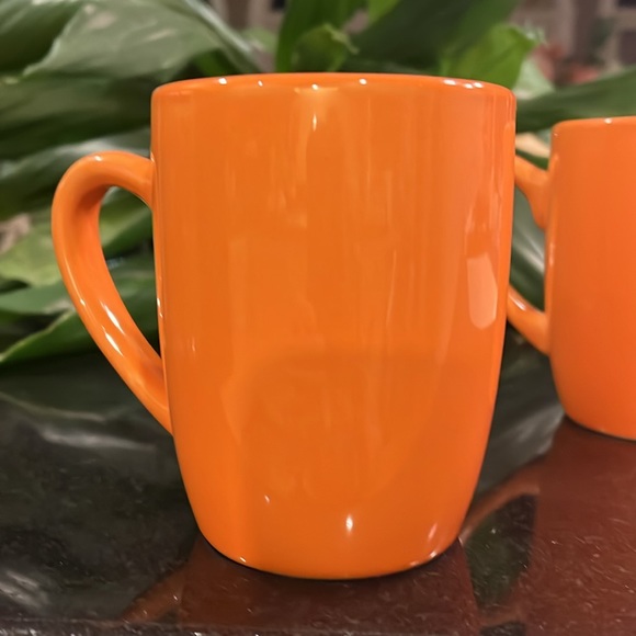 Royal Norfolk Greenbrier International Orange Cup / Mug - Set of 2 - Picture 3 of 6